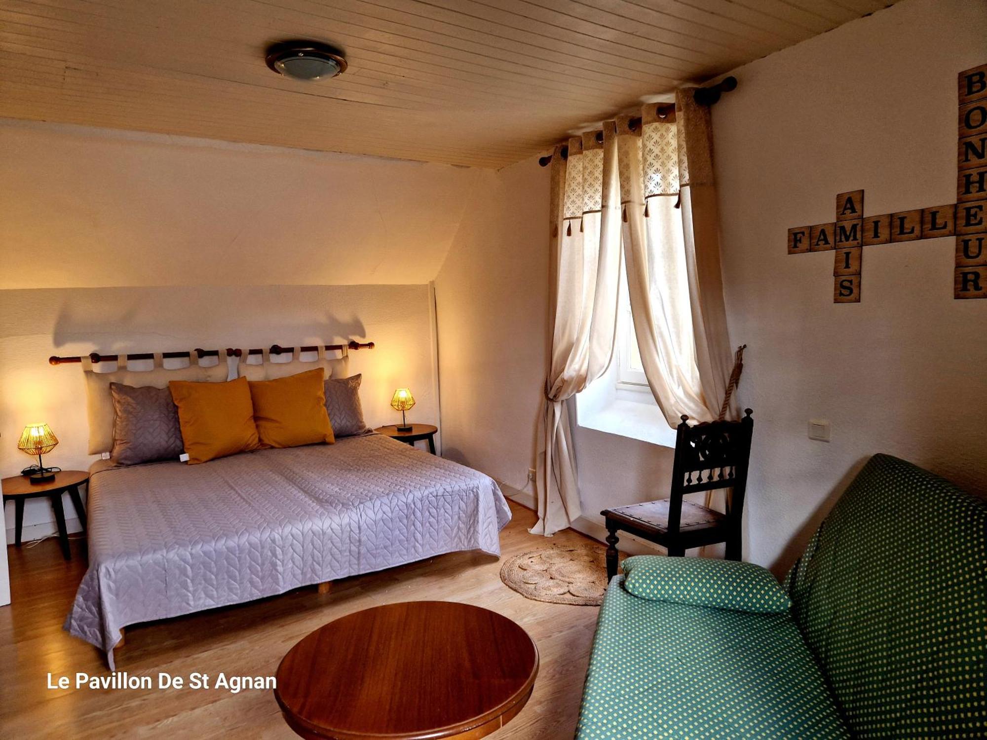 Le Pavillon De St Agnan Ξενοδοχείο Hautefort Εξωτερικό φωτογραφία